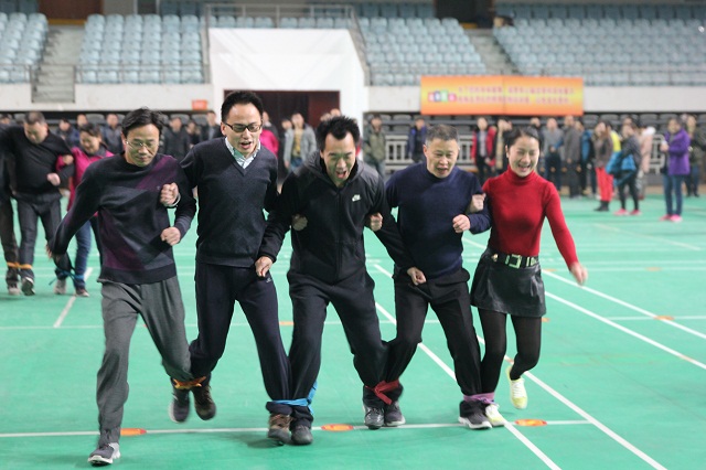 五人六足.jpg