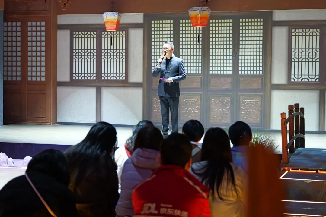 1764659642654029218.jpg 1764659642654029218.jpg